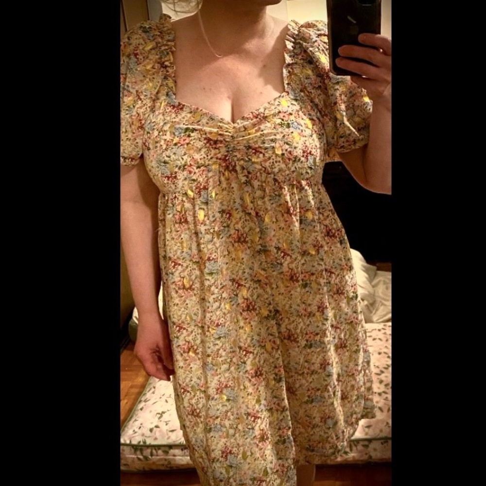 Free the Roses Floral Puff Sleeve Dress
